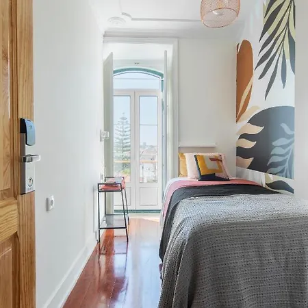 Feeling Coliving - Graca Лиссабон