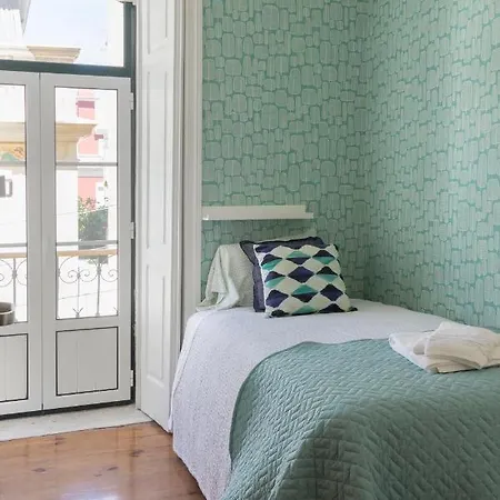 Feeling Coliving - Graca * Лиссабон