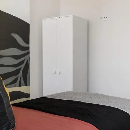 Feeling Coliving - Graca Гостевой дом *