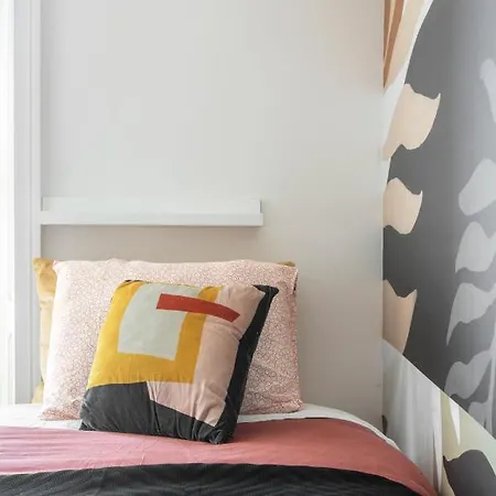 Feeling Coliving - Graca * Лиссабон