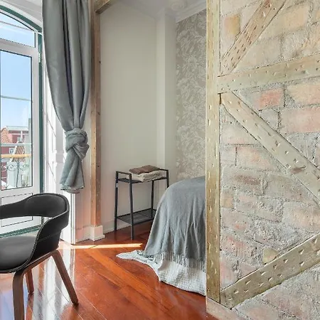 Feeling Coliving - Graca Гостевой дом *