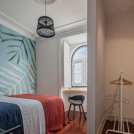 Feeling Coliving - Graca Guest house Lisbon